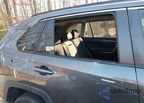 2019 Toyota Rav4 Le z USA, uszkodzony, nr VIN JTMF1RFV9KD506047